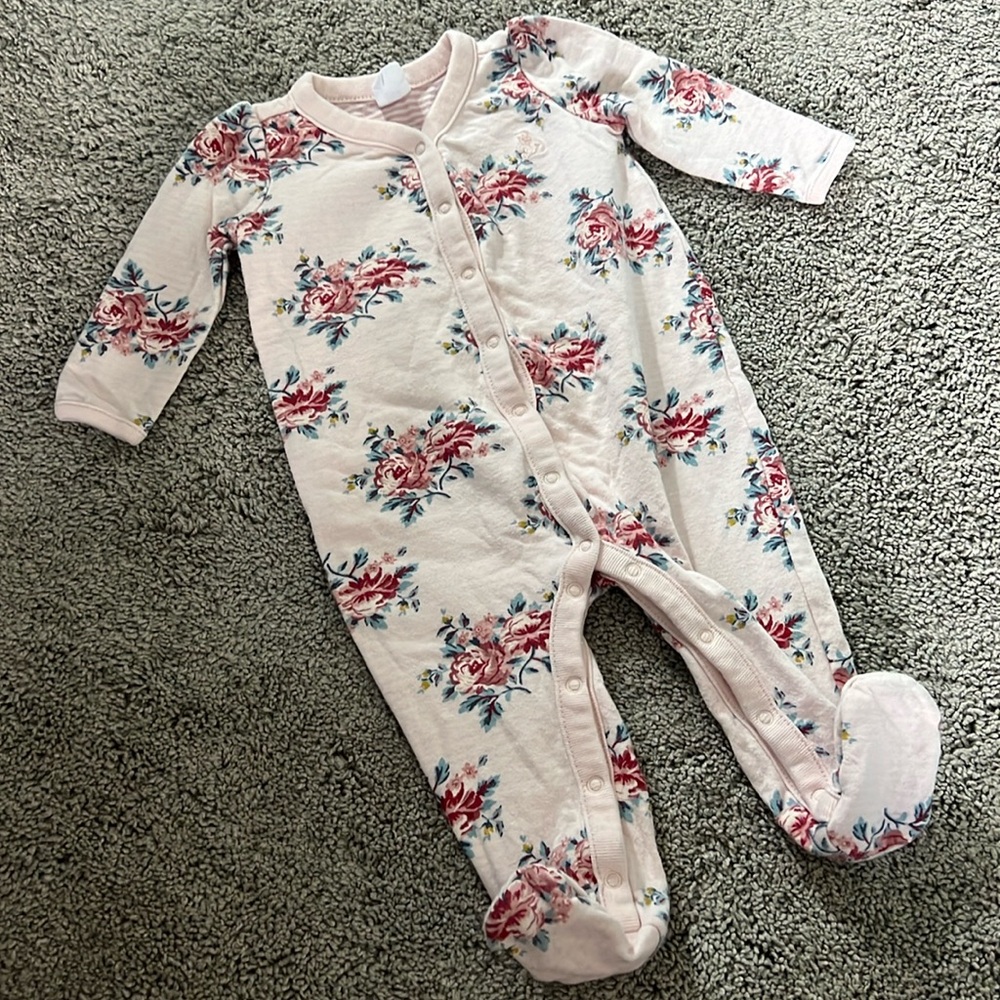Baby GAP floral sleep and play
